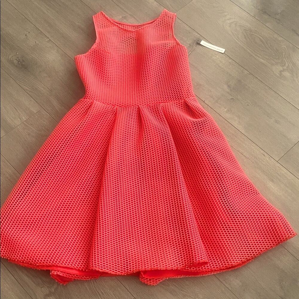 NWT ISSUE New york size Large Women's Salmon Color Cocktail dress